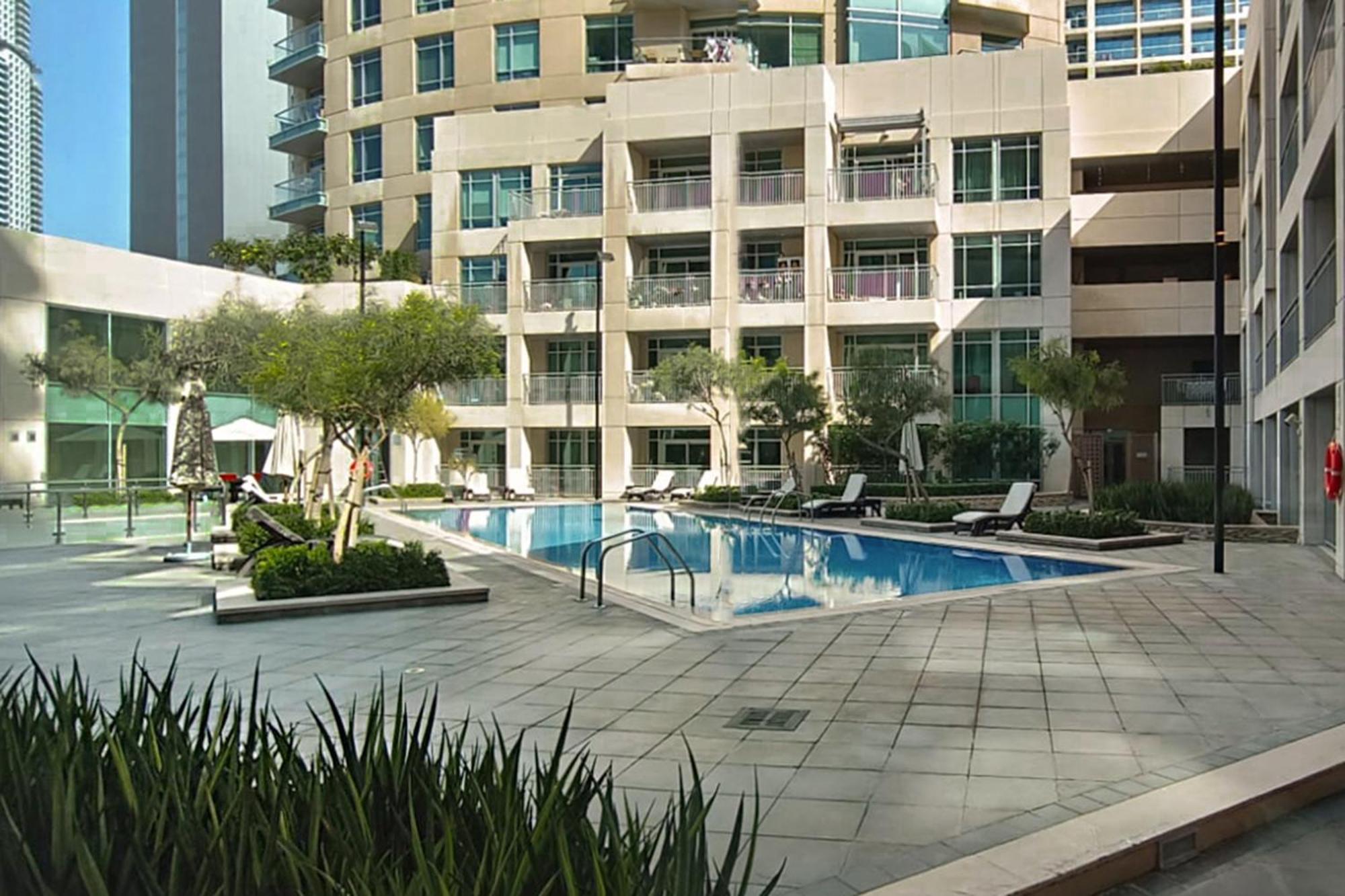 Chic 2Br Apartment, Prime Location Near Dubai Mall - Allsopp&Allsopp エクステリア 写真